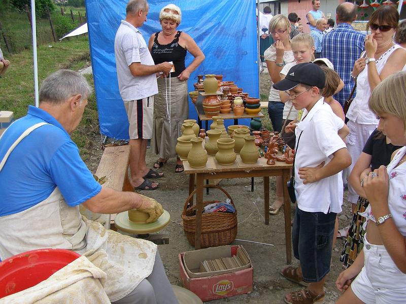 spot folk 07_88.jpg
